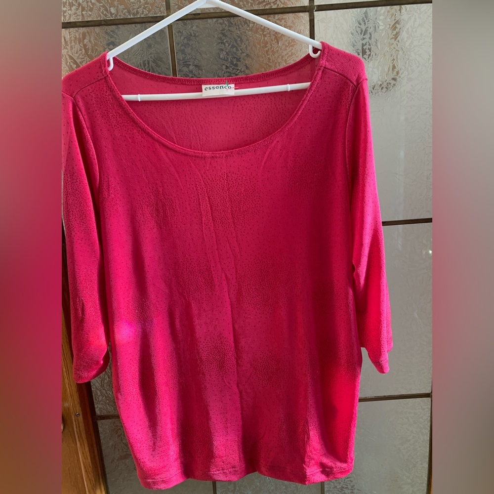 ESSENCE PINK SHIMMERY TOP 23.5” PTP